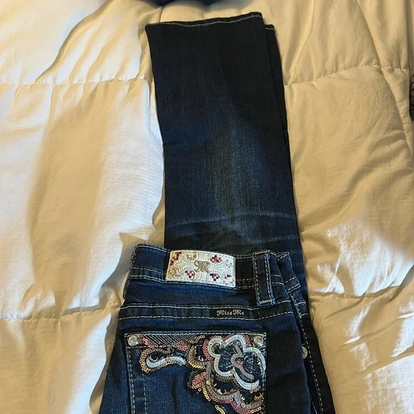 Miss Me Blue Jeans - Picture 4 of 6
